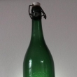 1930-40 bez prolisu, litr, světle zelená, límec s porcelánovým uzávěrem